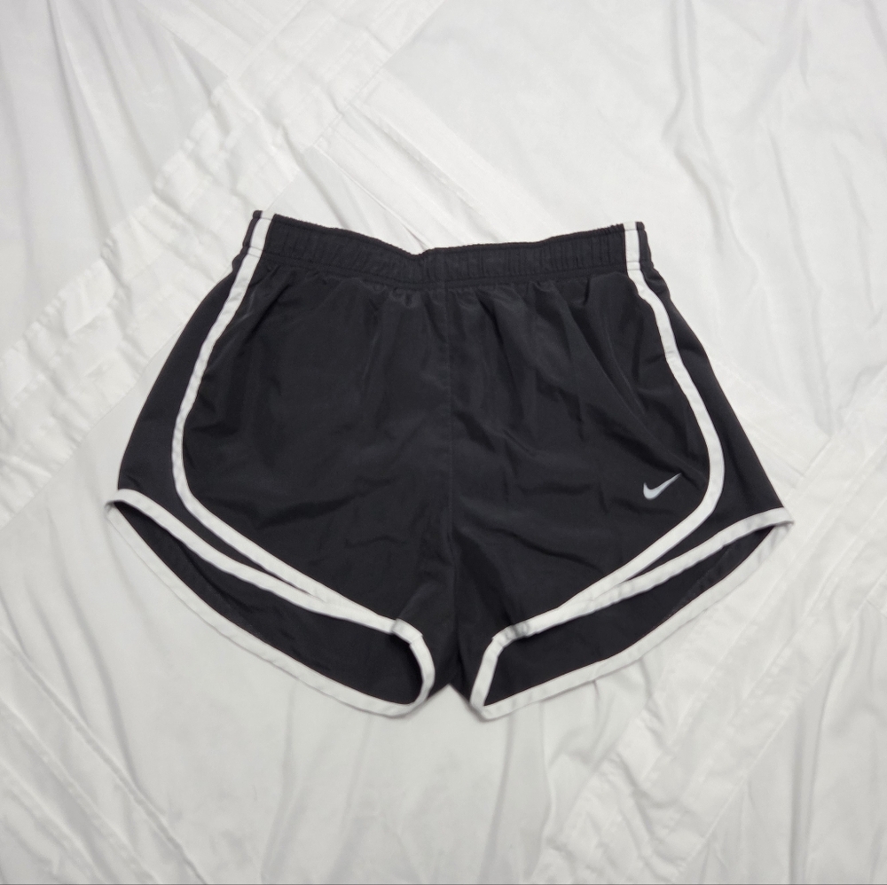 Nike Women's Dri-FIT Tempo Mid-Rise Brief-Lined Running Shorts